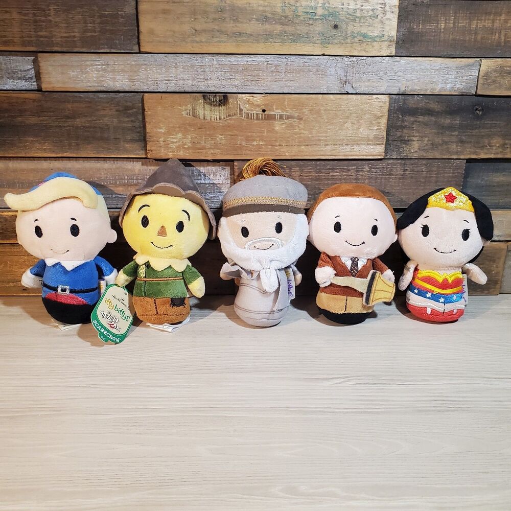Hallmark Itty Bittys Lot of 5 Misc Characters Plush Wonder Woman Wizard of Oz